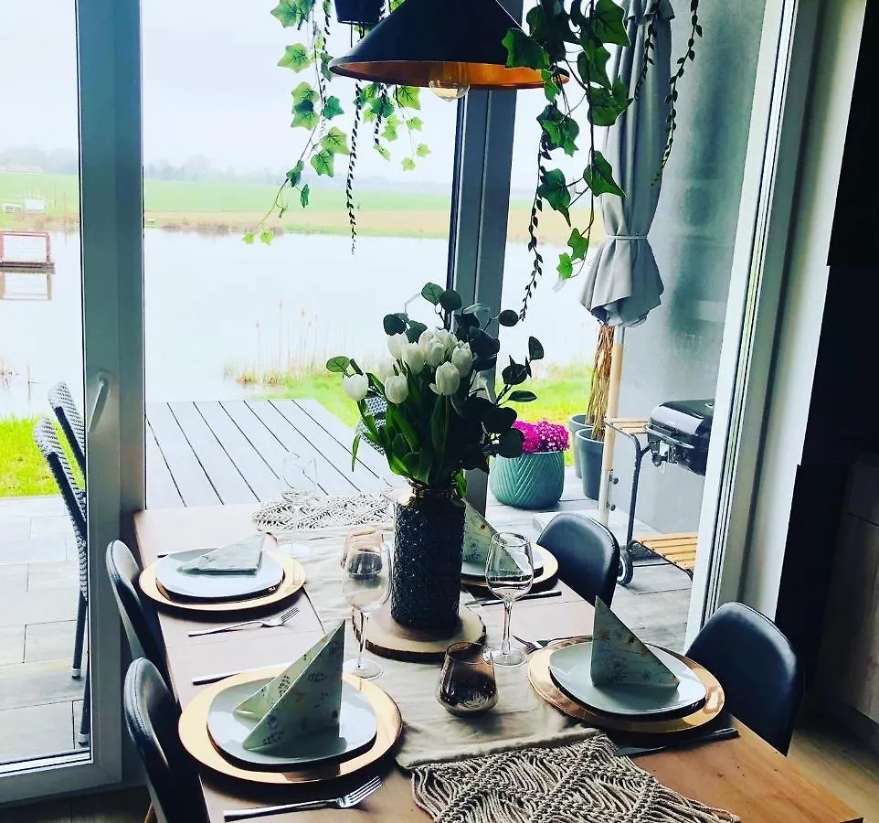 Domki Loft Nad Stawem 4 Doroslych , 4 Dzieci Malkowo Dom wakacyjny